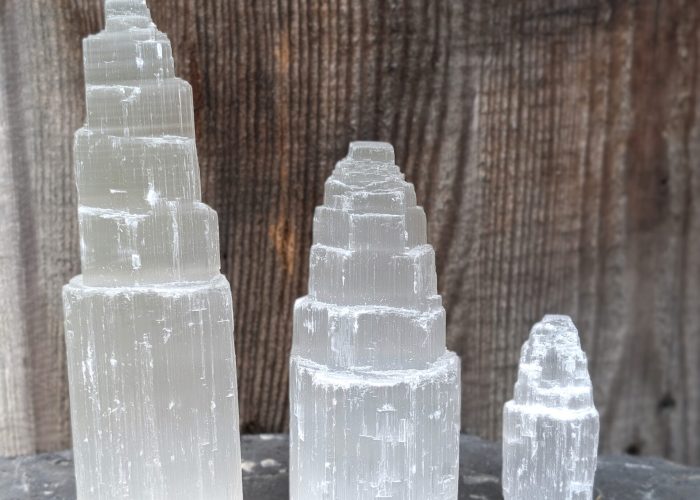 raw selenite towers multi size
