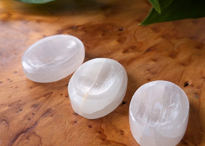 selenite worry trio 2